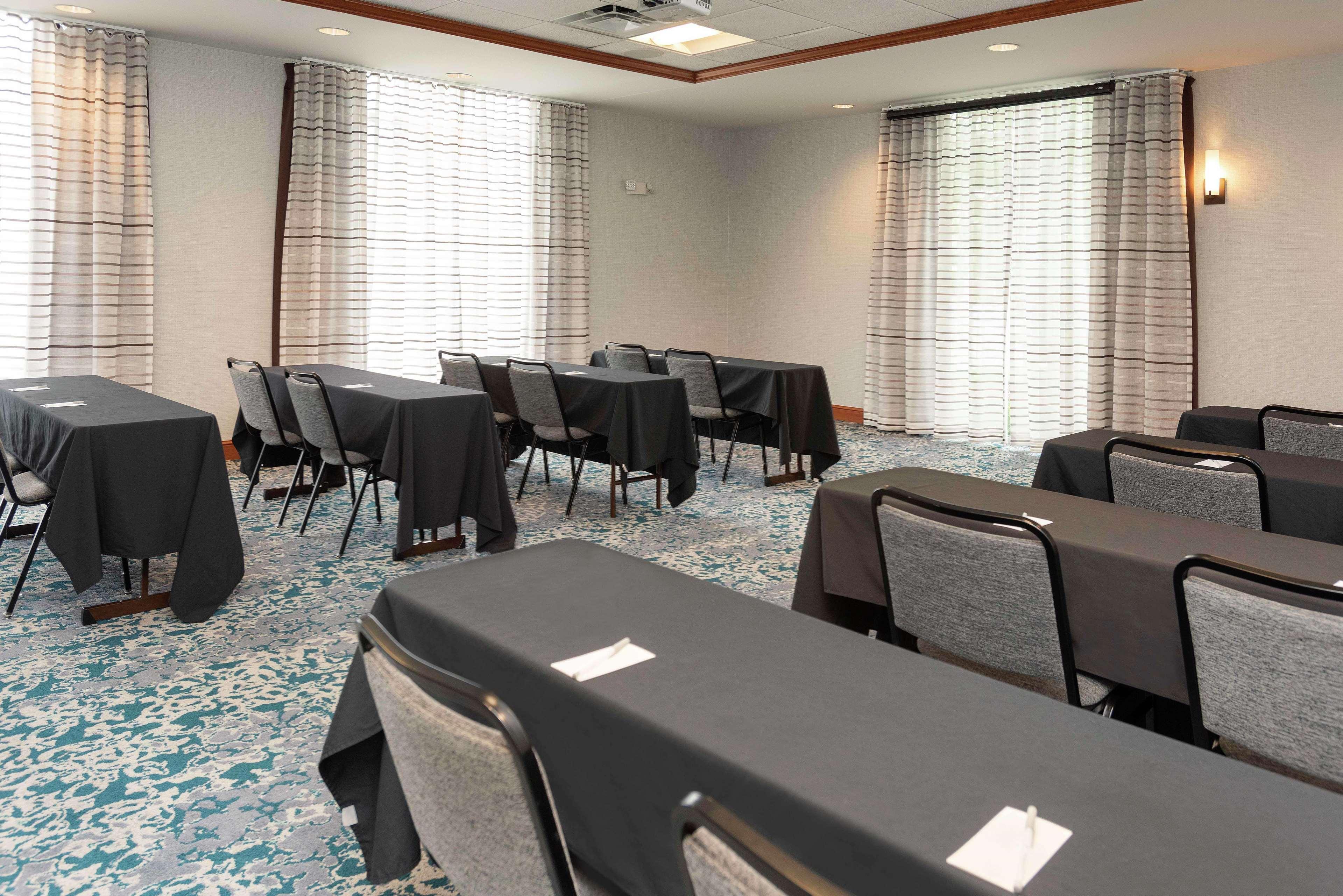 Hilton Garden Inn Schaumburg Eksteriør bilde