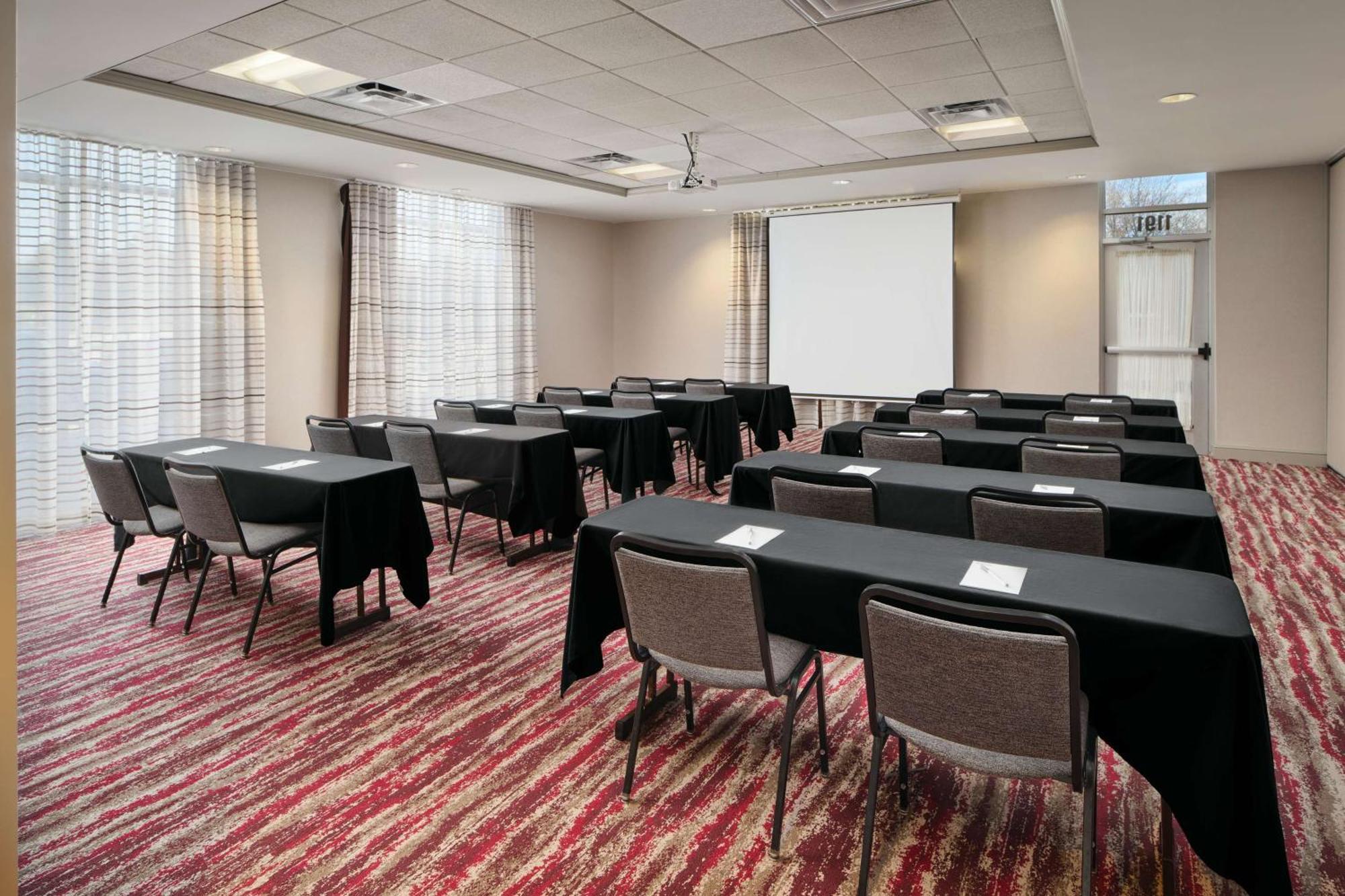 Hilton Garden Inn Schaumburg Eksteriør bilde