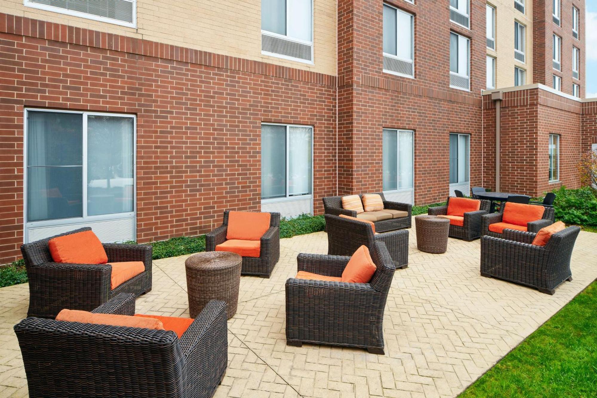 Hilton Garden Inn Schaumburg Eksteriør bilde